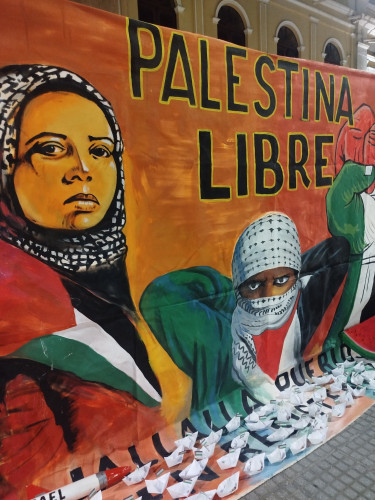 Mural de Palestina libre del colectivo Willka