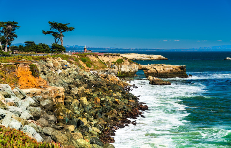 Monterey Bay National Marine Sanctuary Exploration Center, 35 Pacific Ave, Santa Cruz