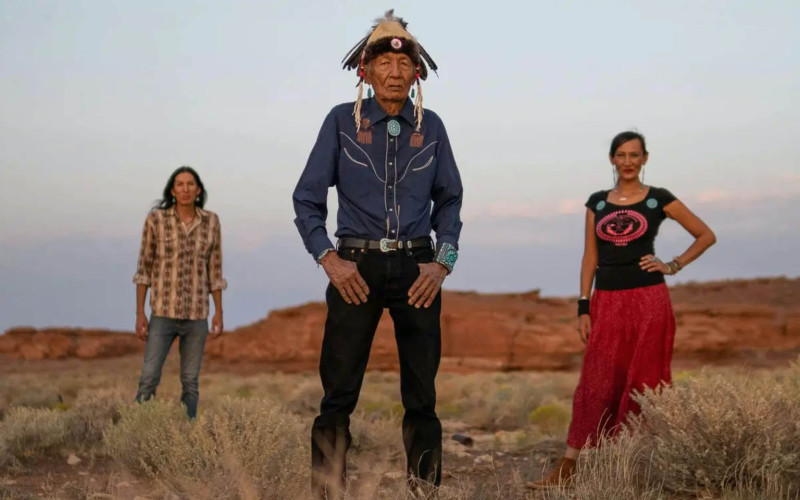 Sihasin - Clayson, Jones & Jeneda Benally