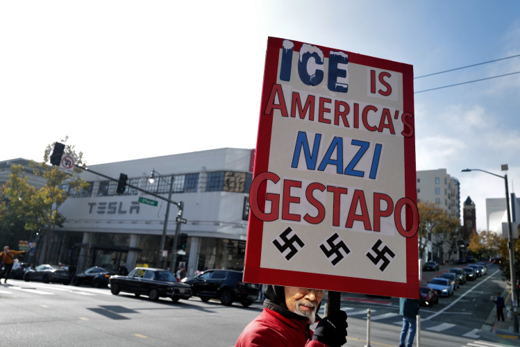 sm_13_l1251163_ice_nazi_s_copy.jpg
