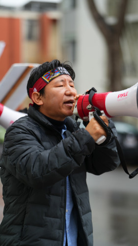 Protestors in front of the Chinese Consulate in SF