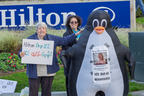 480_10_ice_protest_santa_clara_hilton_hotel.jpg