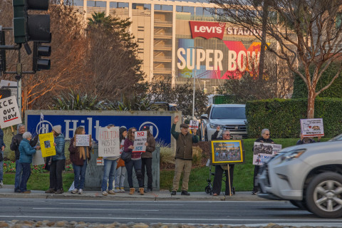 480_2_ice_protest_santa_clara_hilton_hotel.jpg