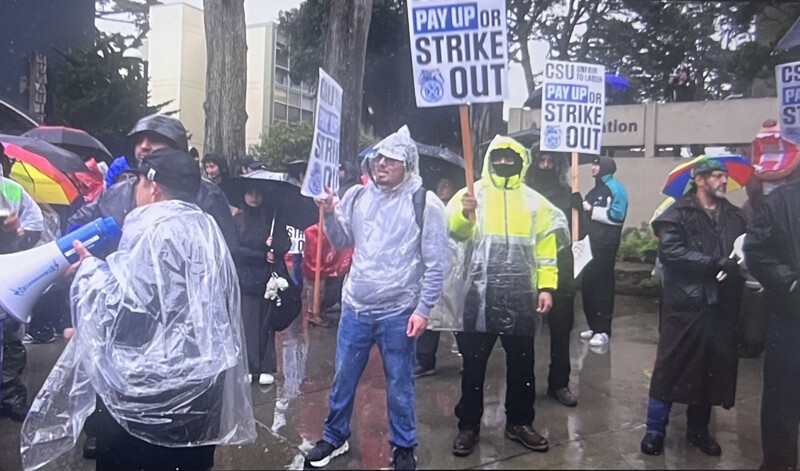 sm_ibt_2010_csusf_strikers_in_rain.jpg