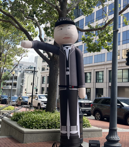 Musk's Fascist Salute Greeted the Trial In Oakland Federal Court