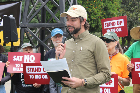 Kyle Ferrar, Fractracker Alliance