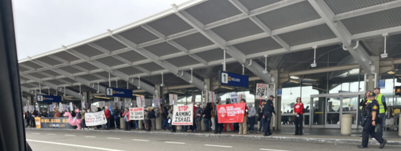 sm_may_day_oak_terminal_1_protest.jpg
