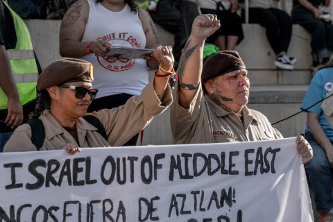 480_sanjo_brown_berets.jpg