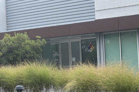 480_apple_fab_lobby_with_chemical_signs.jpg