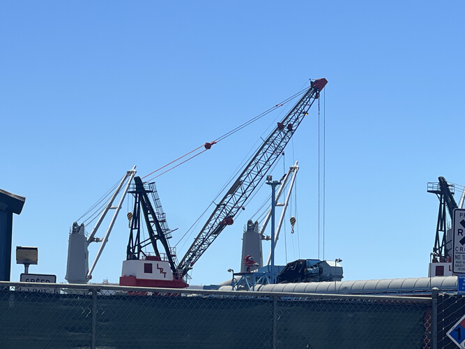 sm_ilwu_levin_crane_unloading_sugar_7-3-26.jpg