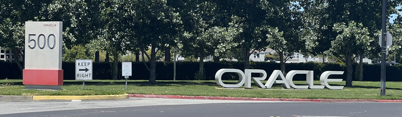sm_oracle_sign.jpg