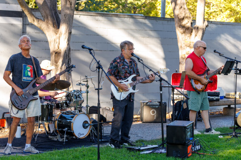480_indy_j_band_too_loud.jpt.jpg