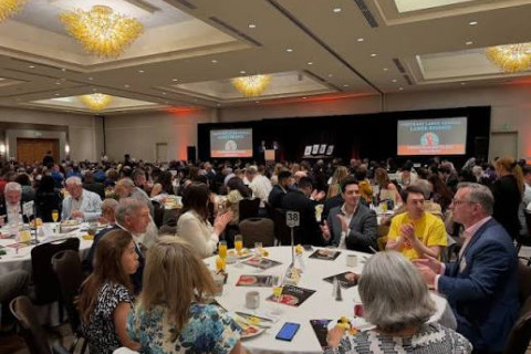 Delegates At California Labor Fed Convention