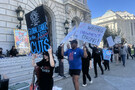 Striking SF Opera Musicians on The Picket Line