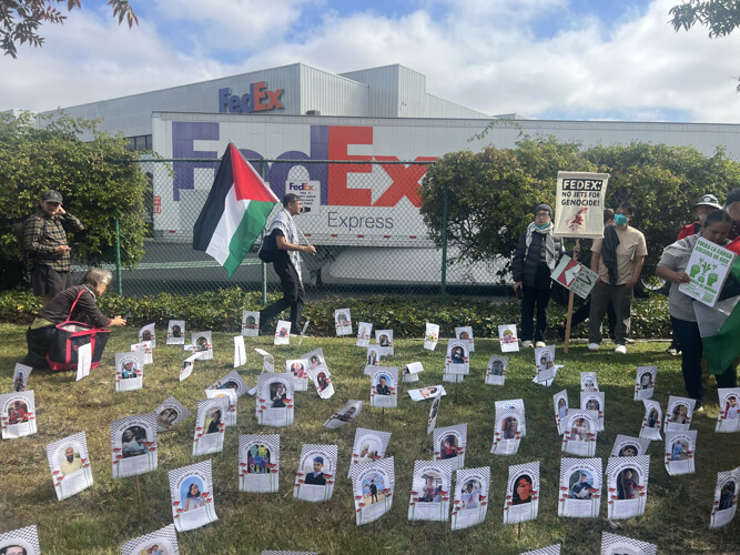 sm_fedex_oakland_martyrs_10-9-26.jpg