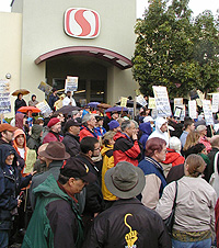 Safeway Exploits Workers
