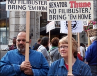 US Senate Fails To Vote On Iraq War