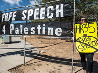 On UCSC Move-In Day, Activists Greet Students with Message: Free Speech For Palestine