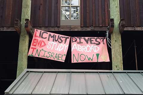 Banner Drop at UC Santa Cruz Calls for Divestment and Ending Study Abroad in Israel